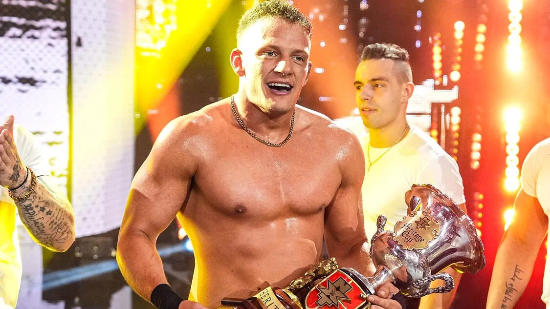 Stacks actualiza a los fans tras lesión en evento en vivo de NXT