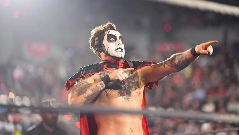 Danhausen presenta la edición Very Nice Very Evil de SmackDown
