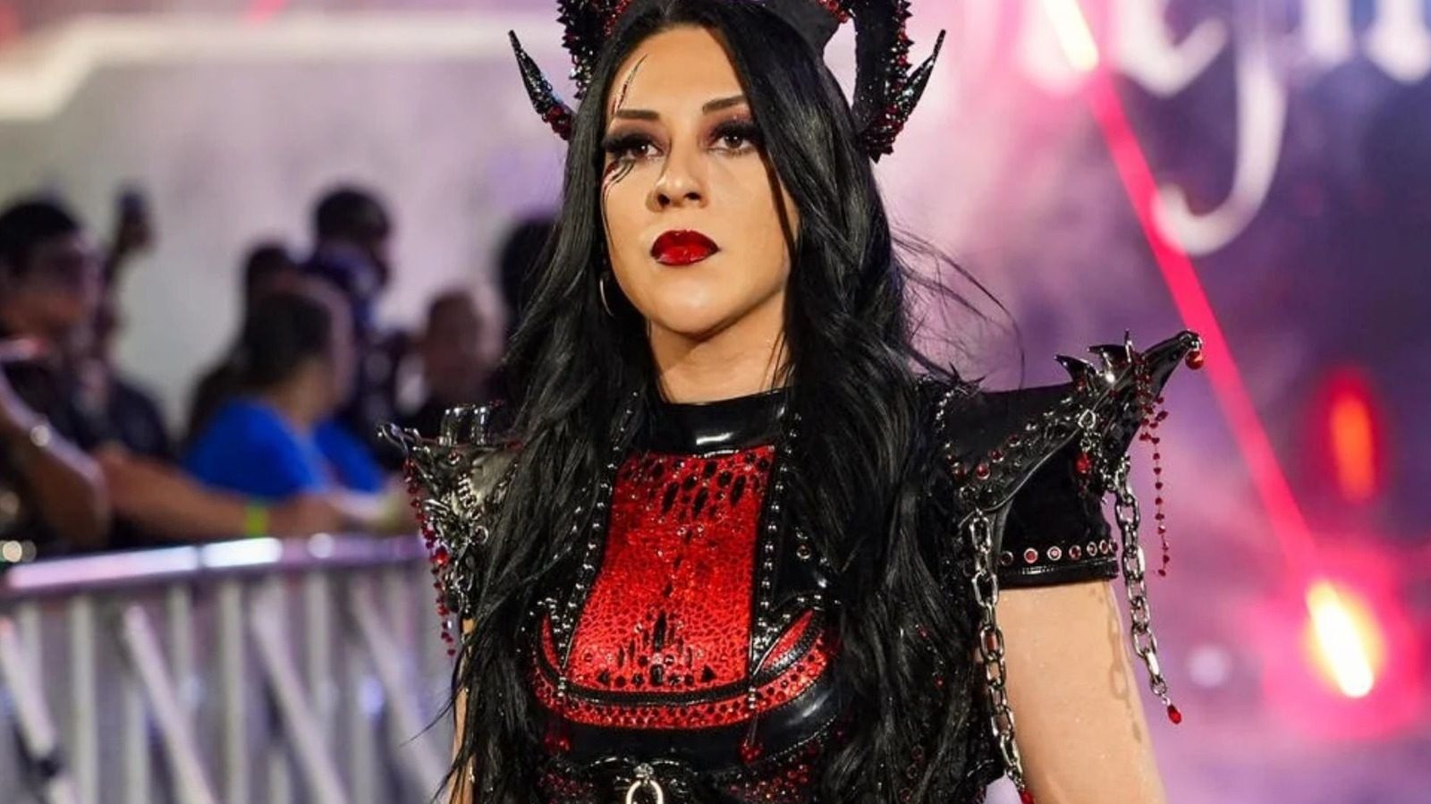 Se cuestiona la participación de Stephanie Vaquer en el combate de Raw