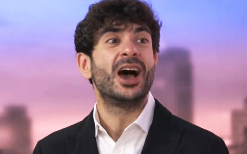 Tony Khan afirma que AEW ofrece las entradas más baratas de la lucha libre televisiva